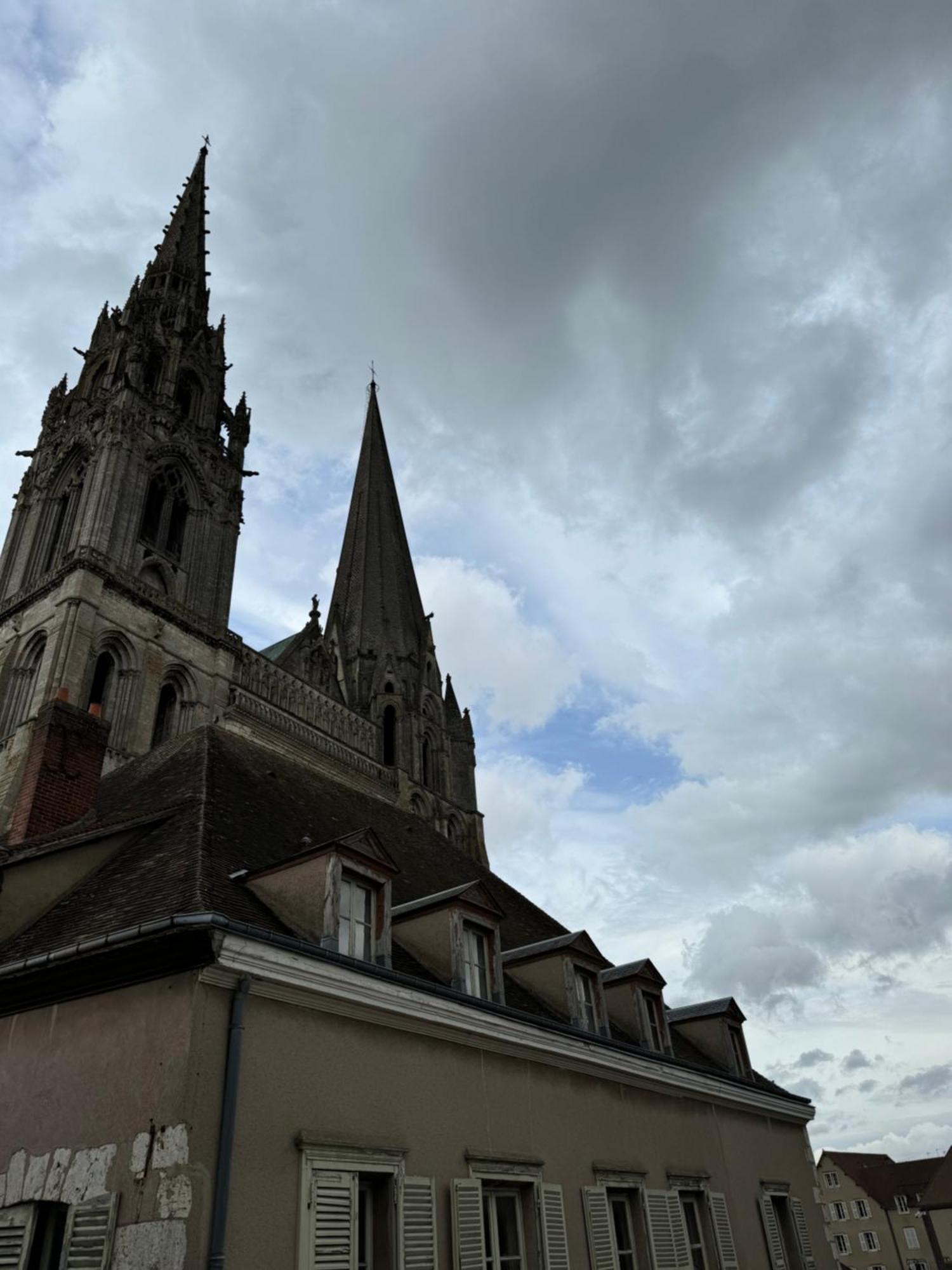 Le Cheval Gris - Parvis Cathedrale - Hyper Centre Appartement Chartres Buitenkant foto